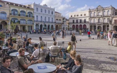 Περιήγηση στο ιστορικό κέντρο της Αβάνας με Έλληνα ξεναγό 🇬🇷🕵️‍♂️